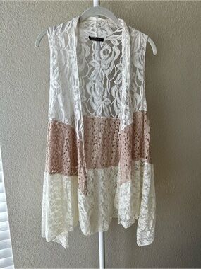 Surrealist made in the USA romantic boho festival style tiered lace vest small